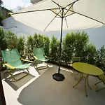 Setsail Bed & Breakfast 4*