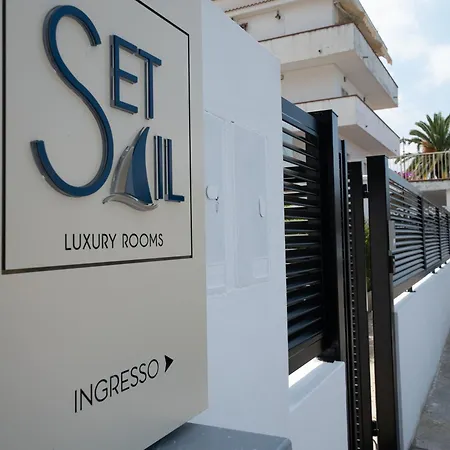 Bed & Breakfast Setsail