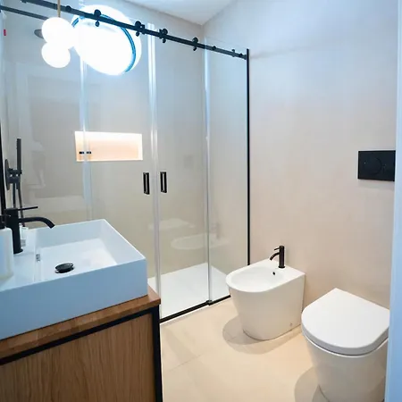 Setsail Bed & Breakfast 4*