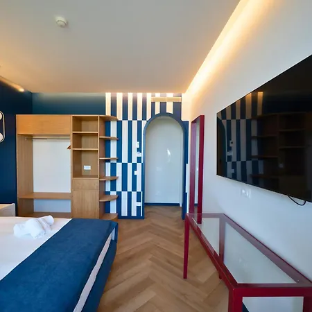 Bed & Breakfast Setsail 4*